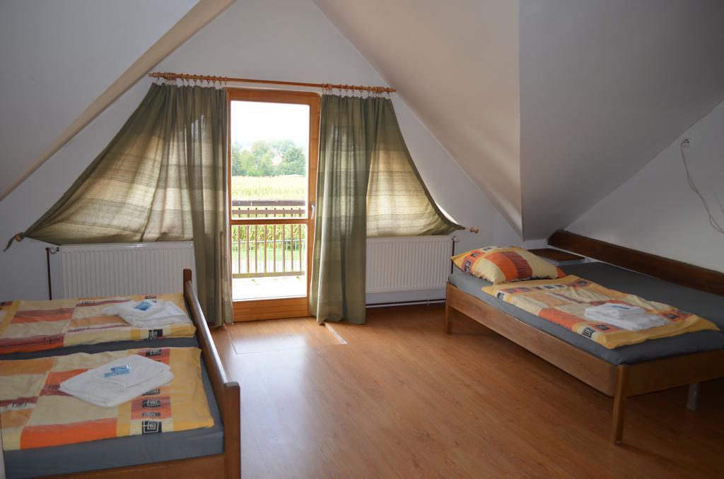 Hotel Famozclub Bakov nad Jizerou Habitación foto