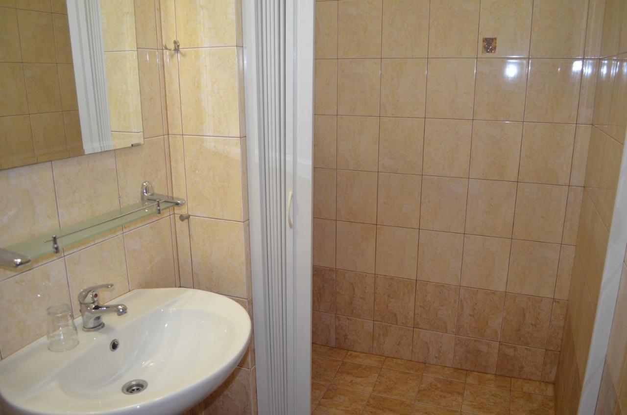 Hotel Famozclub Bakov nad Jizerou Habitación foto