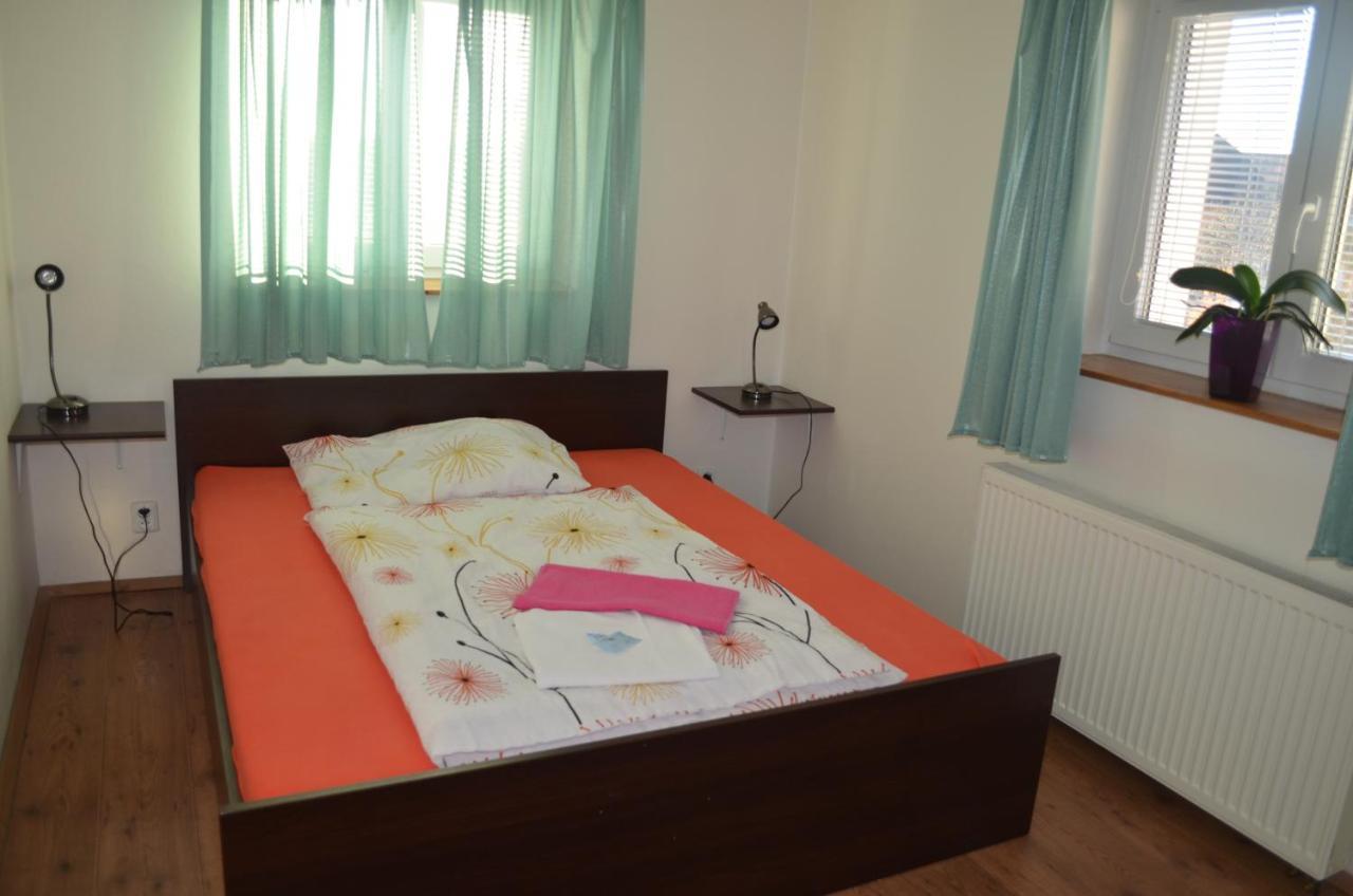 Hotel Famozclub Bakov nad Jizerou Habitación foto